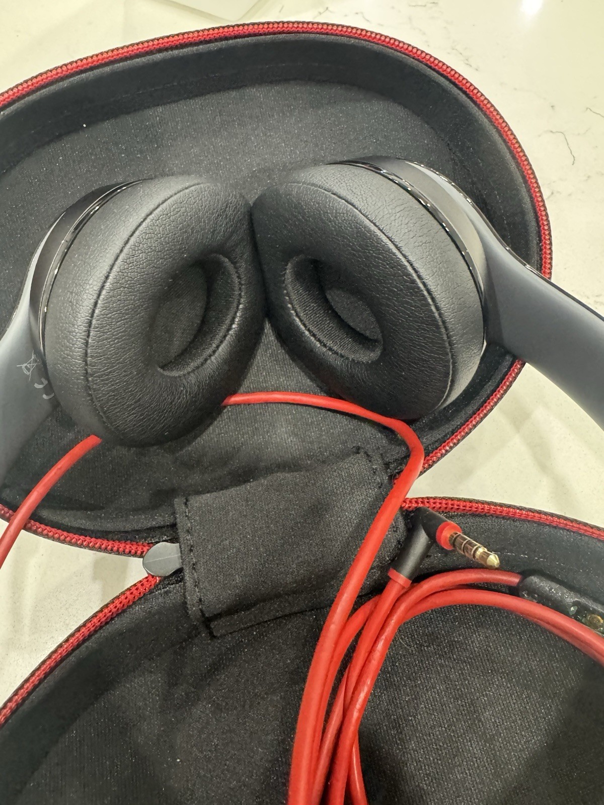 Beats by Dr. Dre Solo2 Over the Ear Headphones – Black