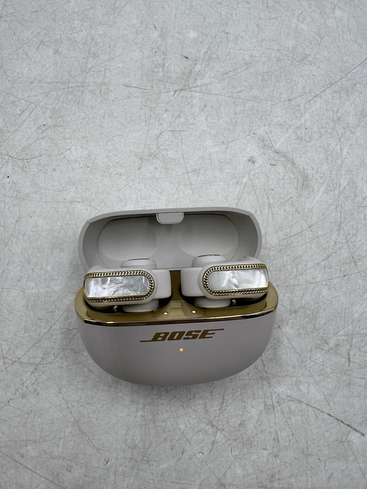 Bose x Kendra Scott Ultra Open Earbuds Mother of Pearl