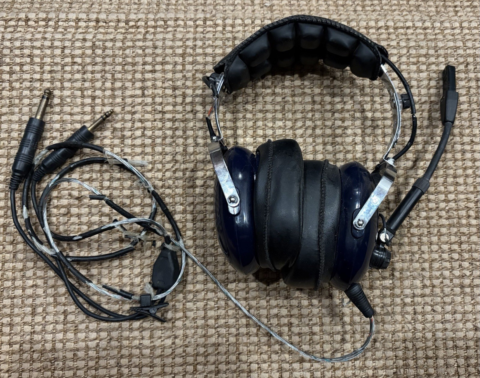 Pilot Headphones Dual Plugs Over Ear *See Description