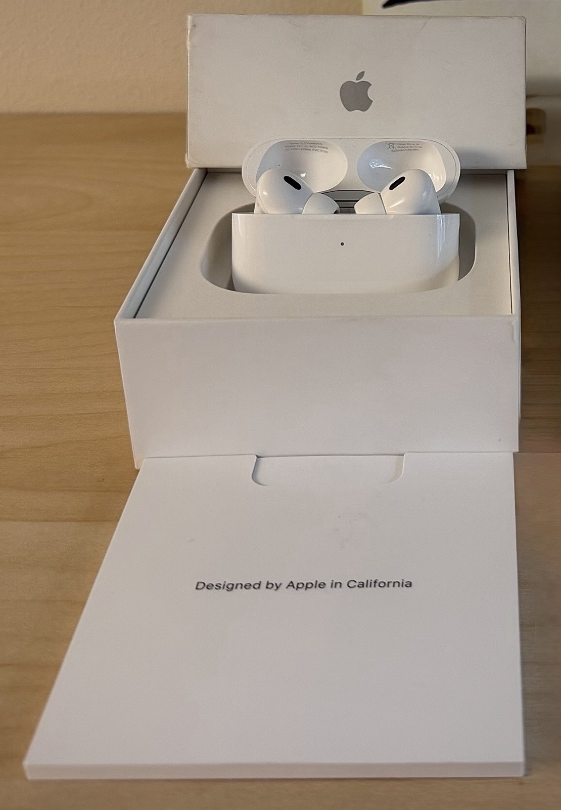 Genuine Apple AirPods Pro 2nd Gen MagSafe USB-C + Journey Leather Case