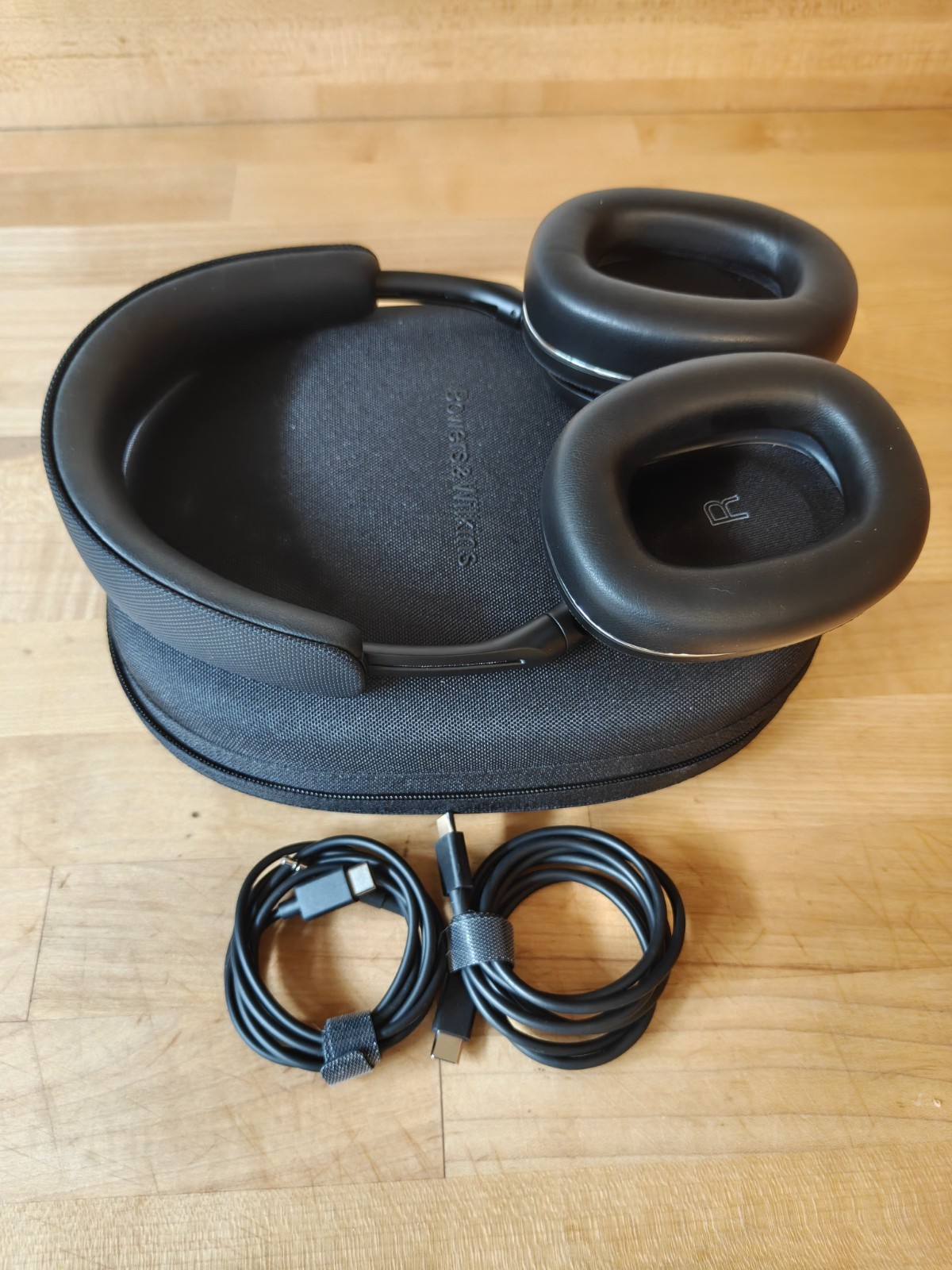 Bowers & Wilkins Px7 S2 Over-Ear Headphones