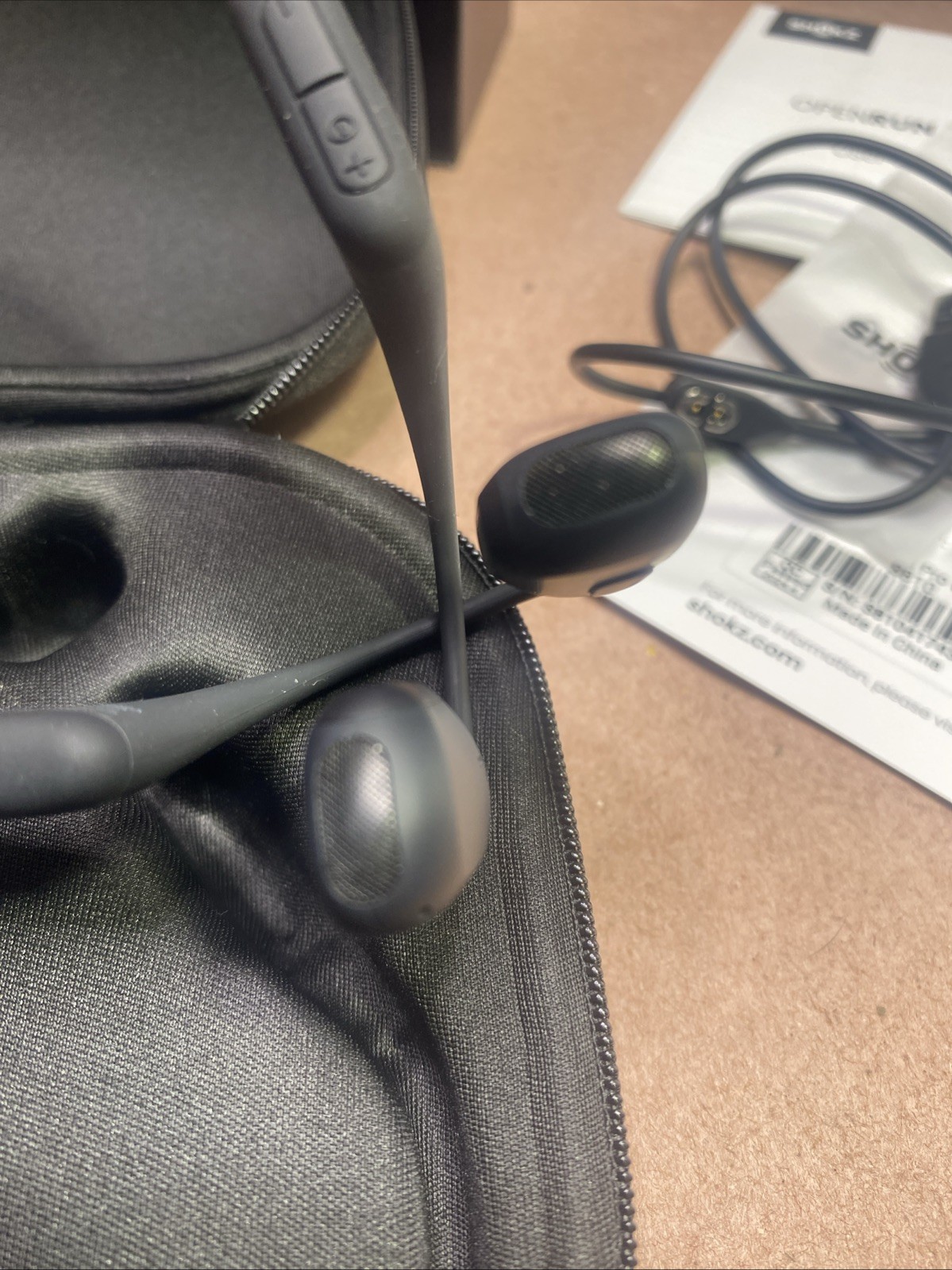 SHOKZ OPENRUN PRO Wireless Bluetooth Bone Conduction Headphones – Black S810