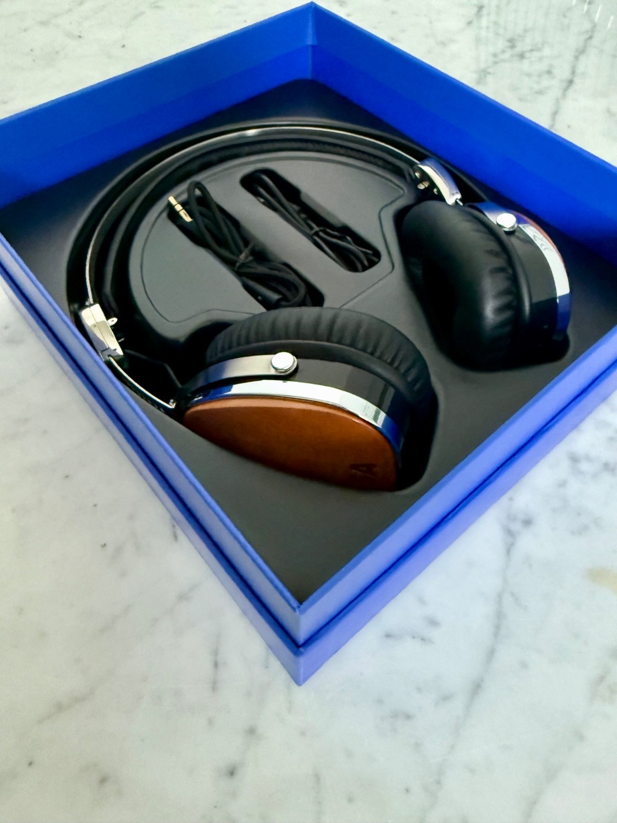 LSTN Troubadour 3.0 Over Ear Headphones Limited Edition Branded VISA