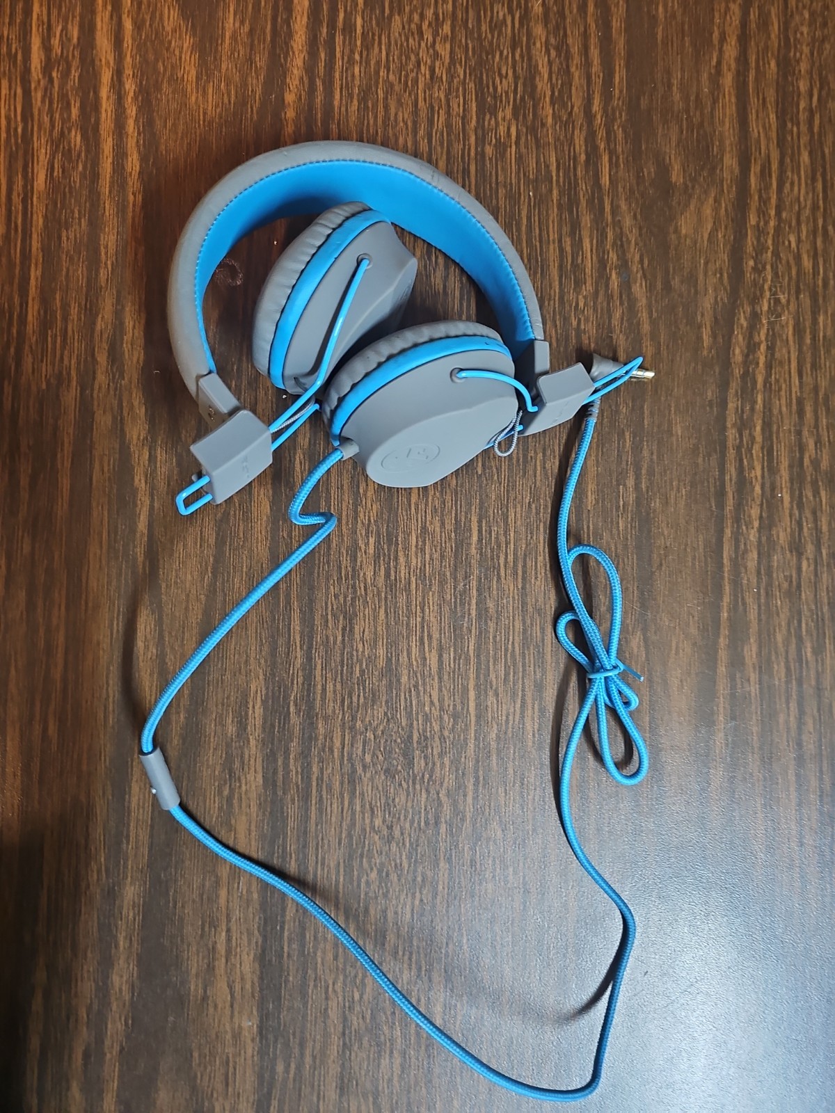 JLab JBuddies Studio Kids Headphones, Volume Safe Folding Grey Blue
