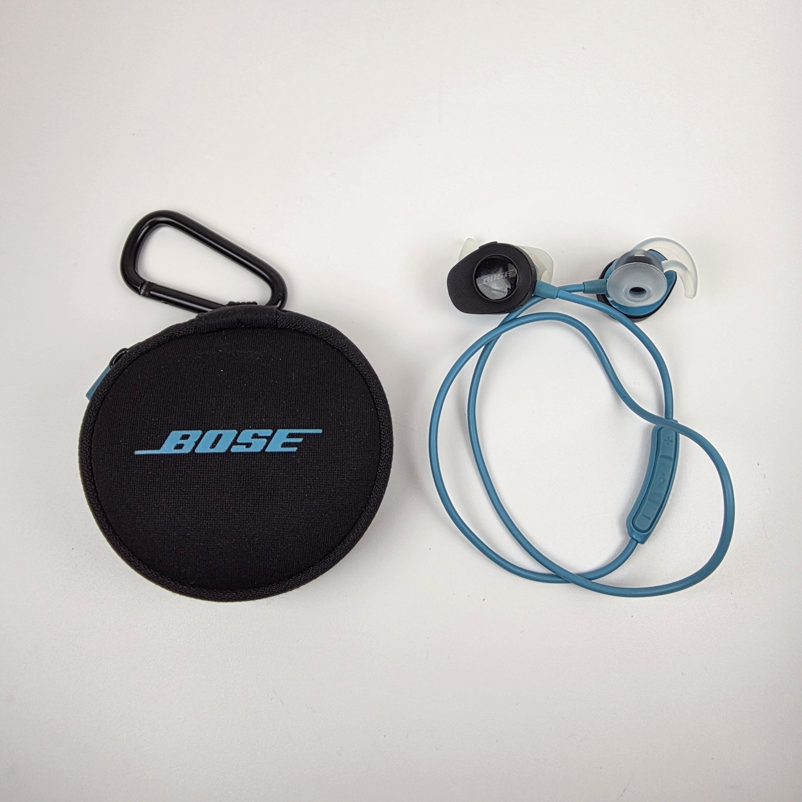 Bose SoundSport Wireless Bluetooth Earbuds Sport Headphones w/ Case