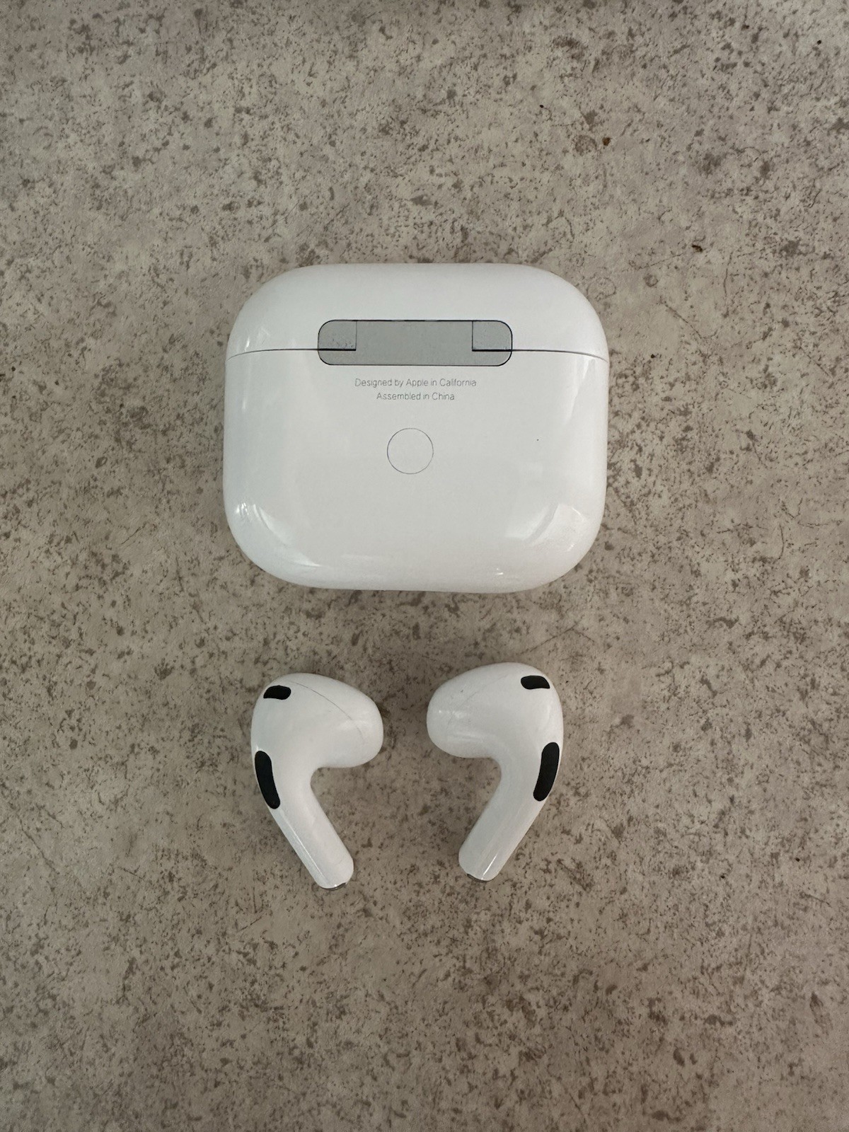 Apple AirPods 2, 3, and 4 Bluetooth In-Ear Earbuds w/ Charging Case, White