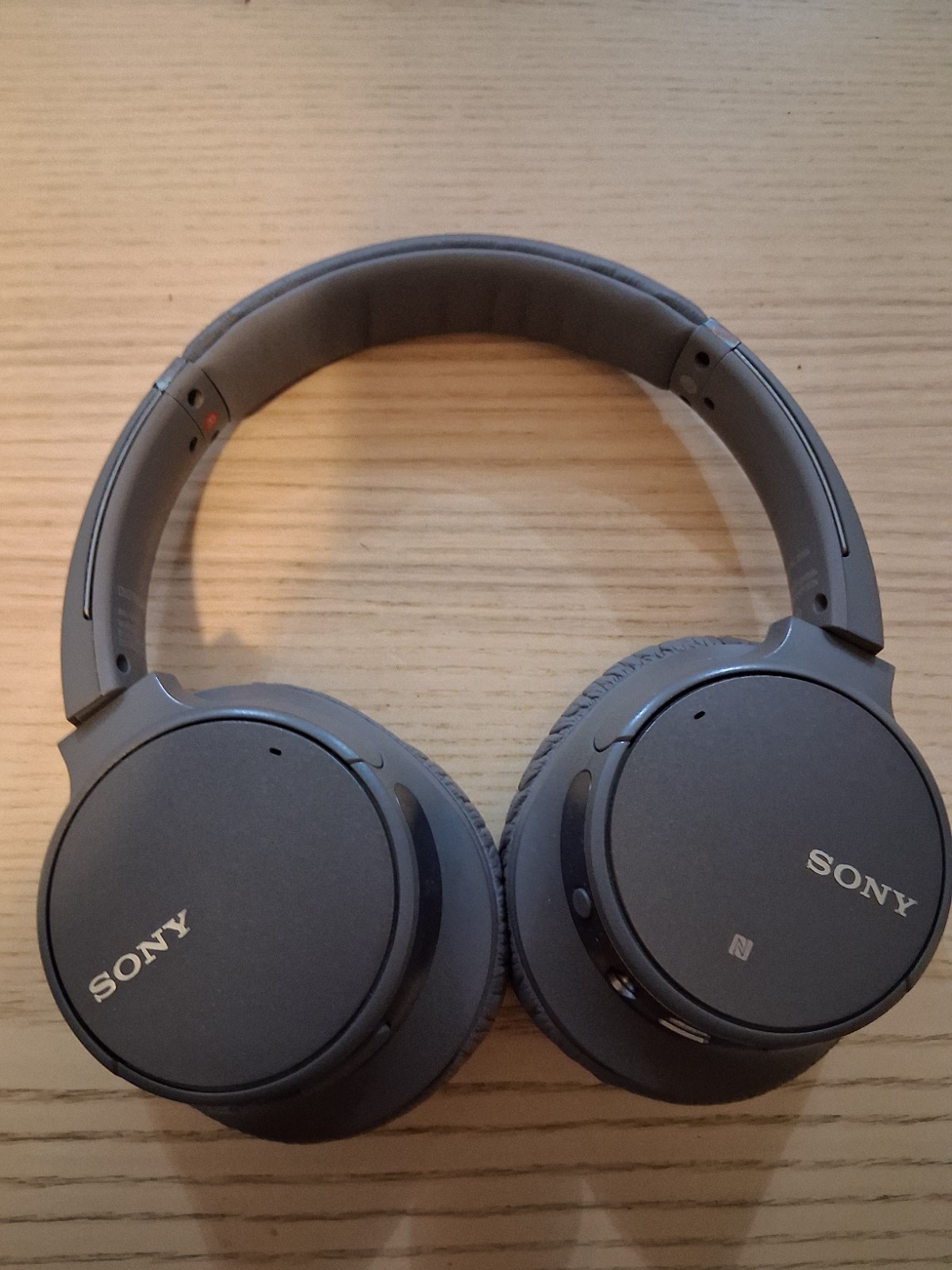 Sony WH-CH700N BT Noise Canceling Wireless Headphones (Used / Earpad Wear)