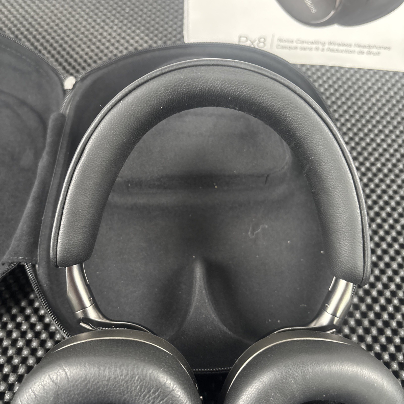Bowers & Wilkins Px8 Wireless Over-Ear Bluetooth Headphones Black FP42951 – USED