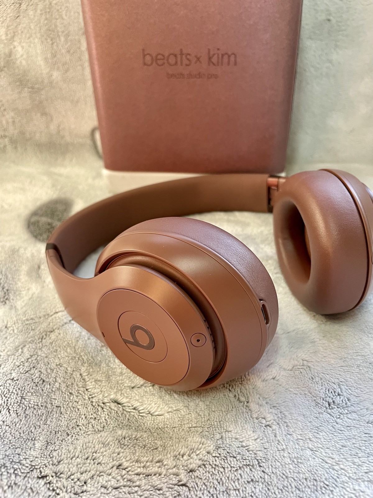 Brand New Sealed Beats Studio Pro KIM – Earth Wireless Bluetooth Headphones