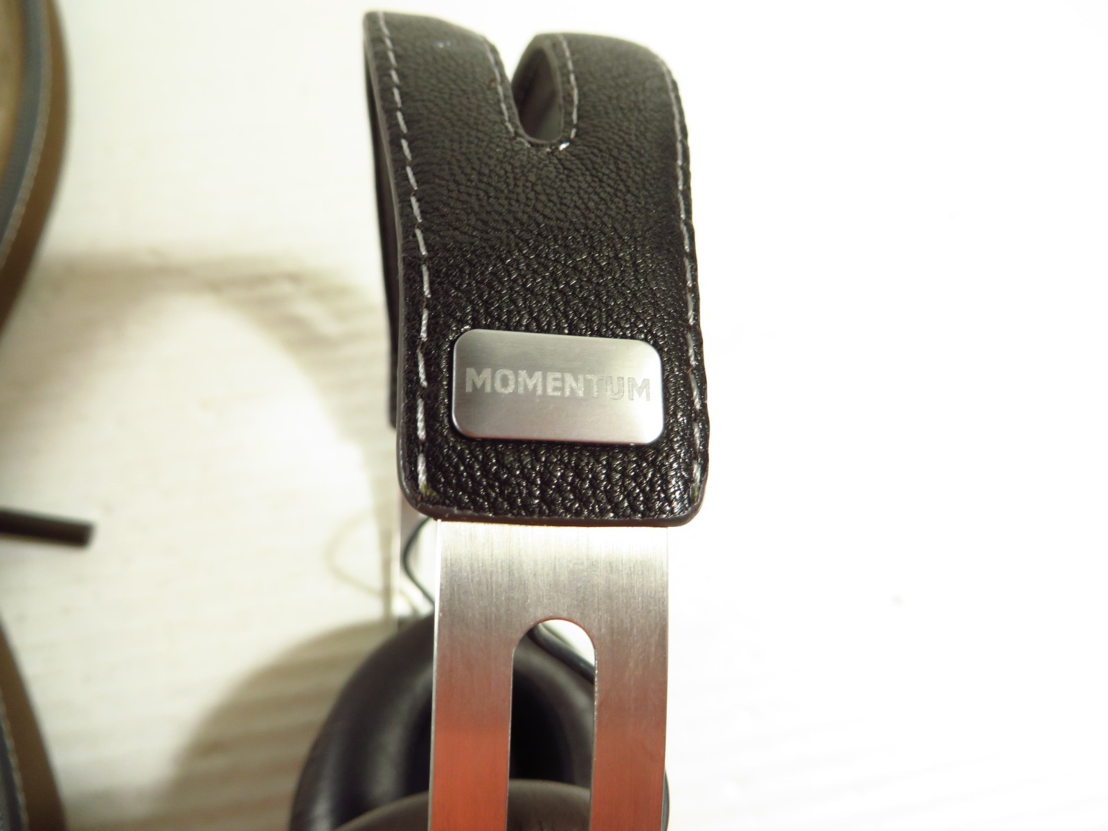 Sennheiser Momentum 1.0 Wired Headphones Over Ear (Brown) w/ Case, Works Great
