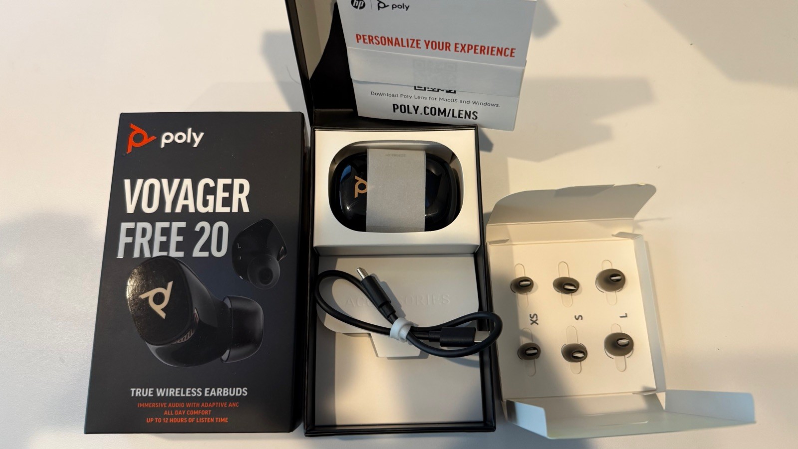 HP Poly Voyager Free 20 Black Earbuds + Basic Charge Case NEW