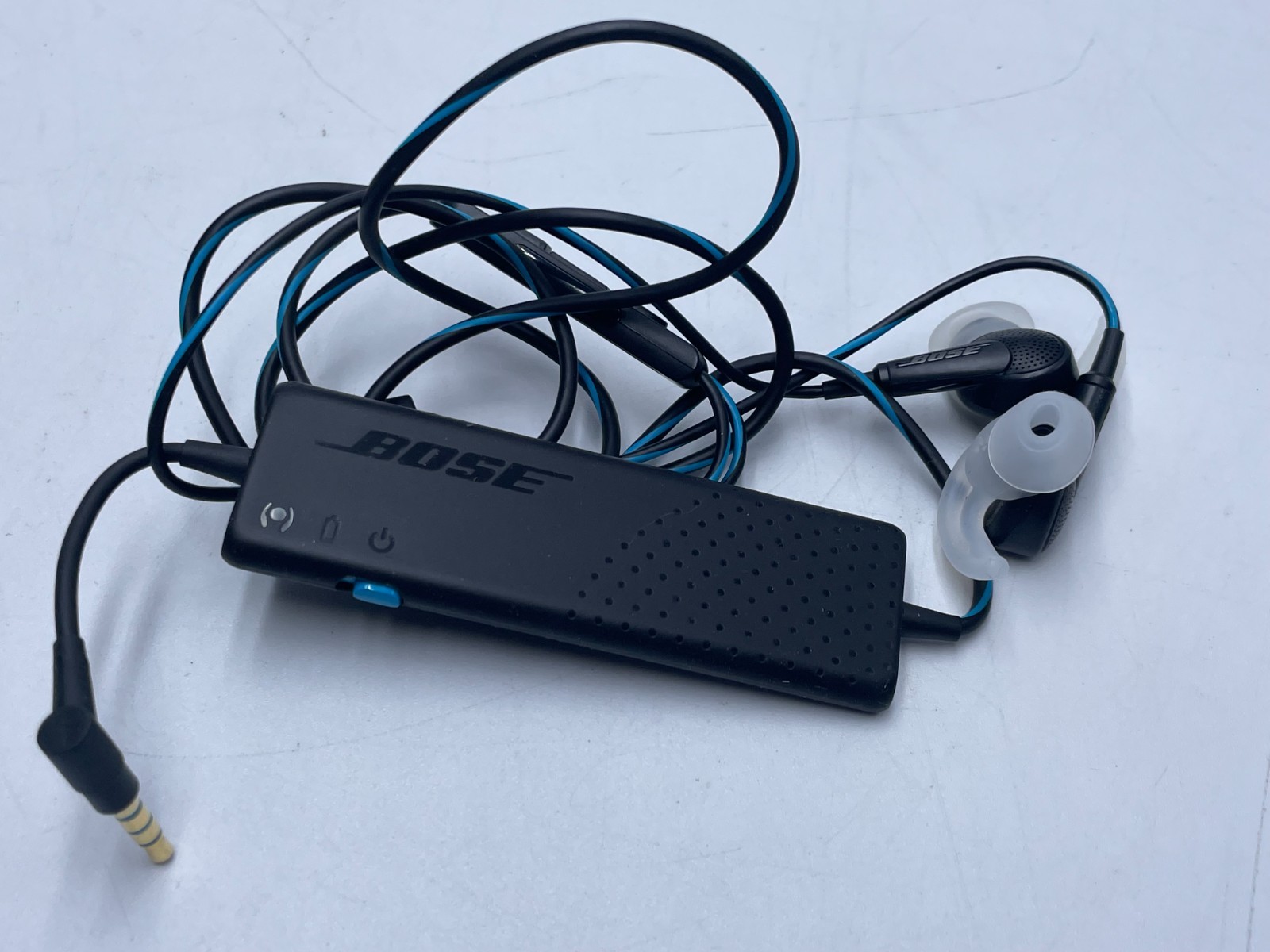 LOT OF 3 Assorted Bose Devices- QuietComfort 45 Headphones & SoundLink Mini C-56