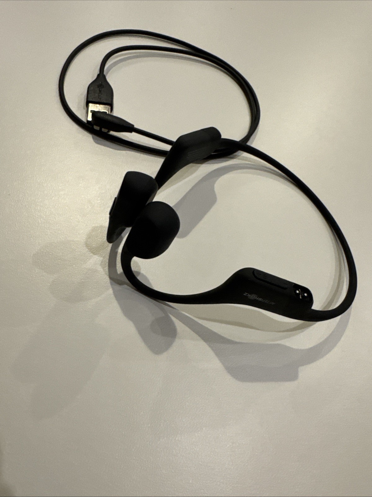 Shokz Open Run Wireless Bone Conduction Sport Headphones with Built-In Mic Black