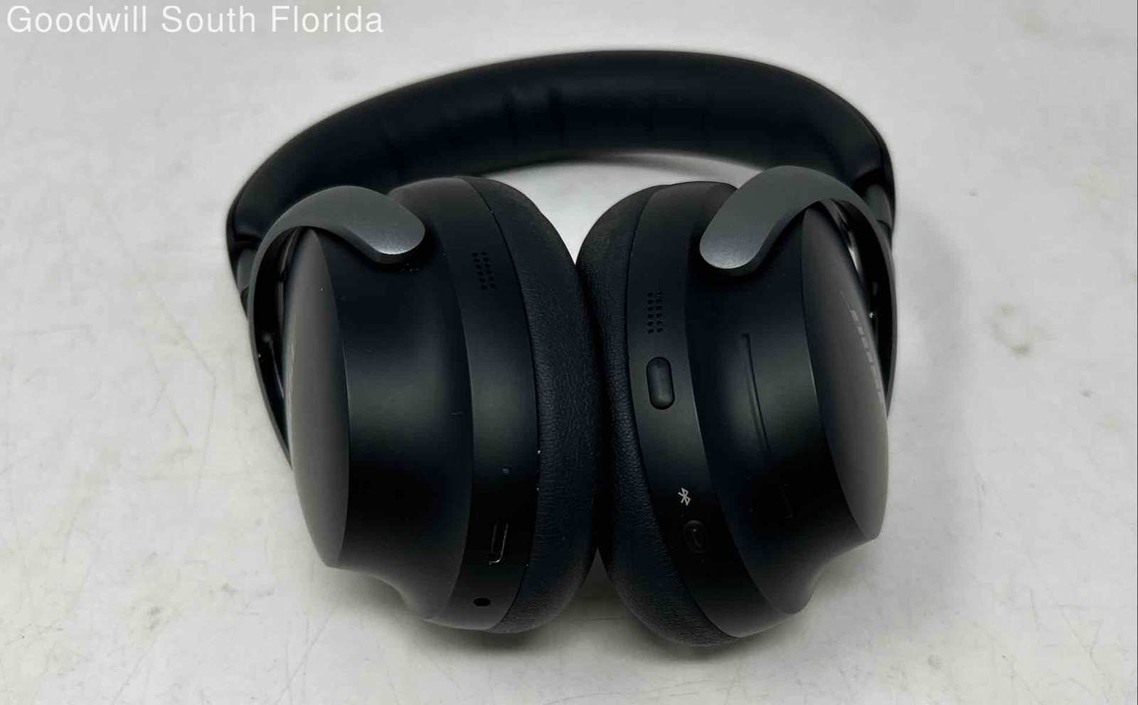 Bose Black Adjustable Headband Wireless Over Ear Headphone Not Tested NCL