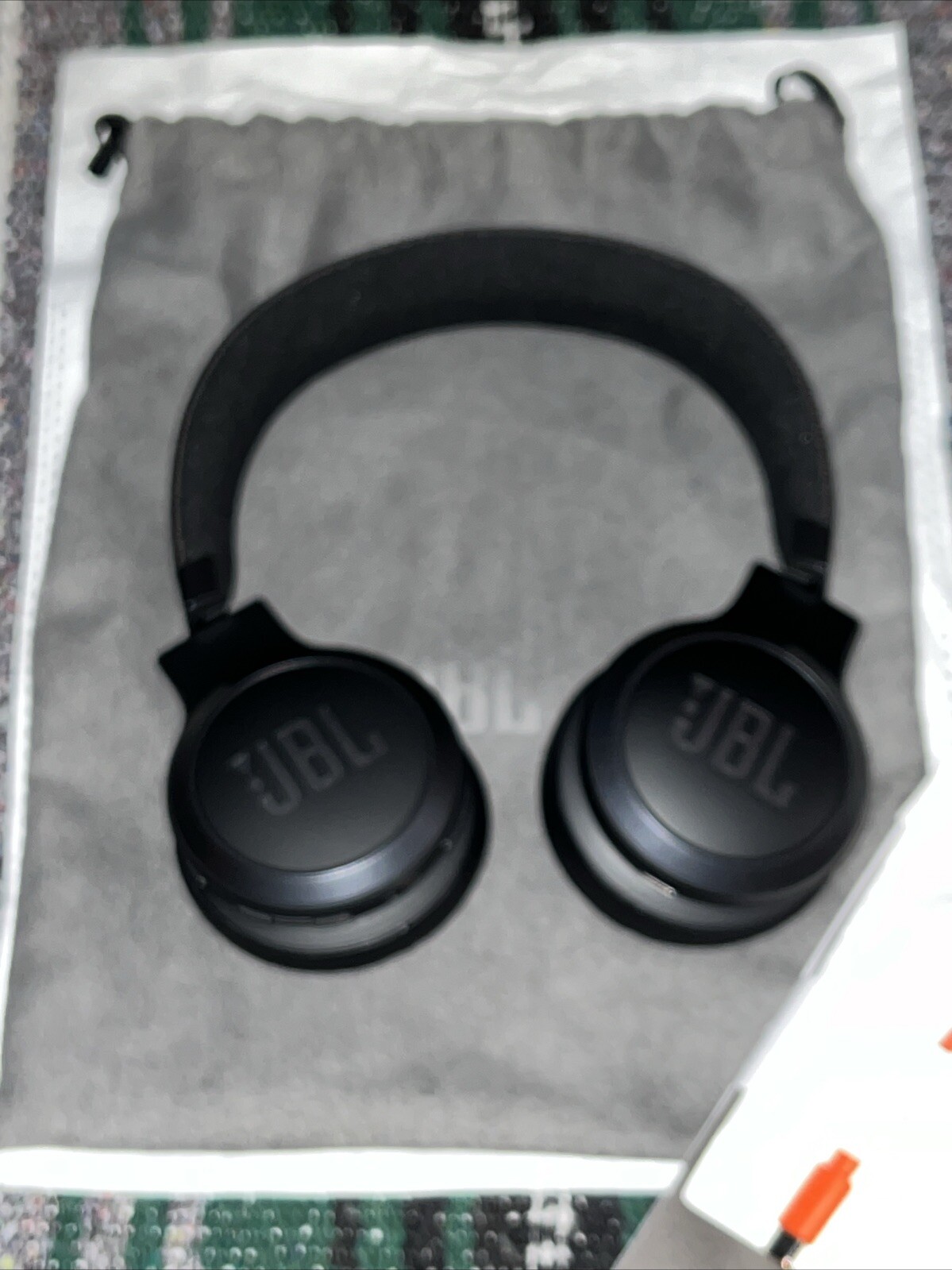 JBL Tune 670NC Smart Ambient Wireless On-Ear Headphones Adaptive Noise Cancel