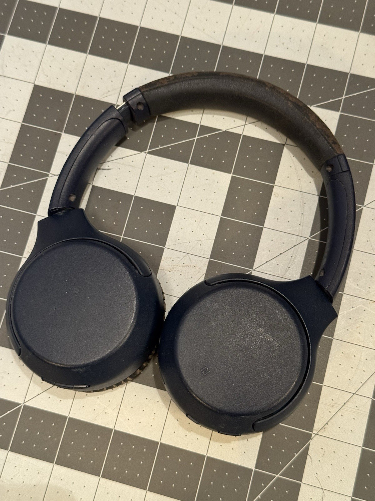 Sony WH-XB700 Wireless Bluetooth Headphones Extra Bass Blue Tested Working