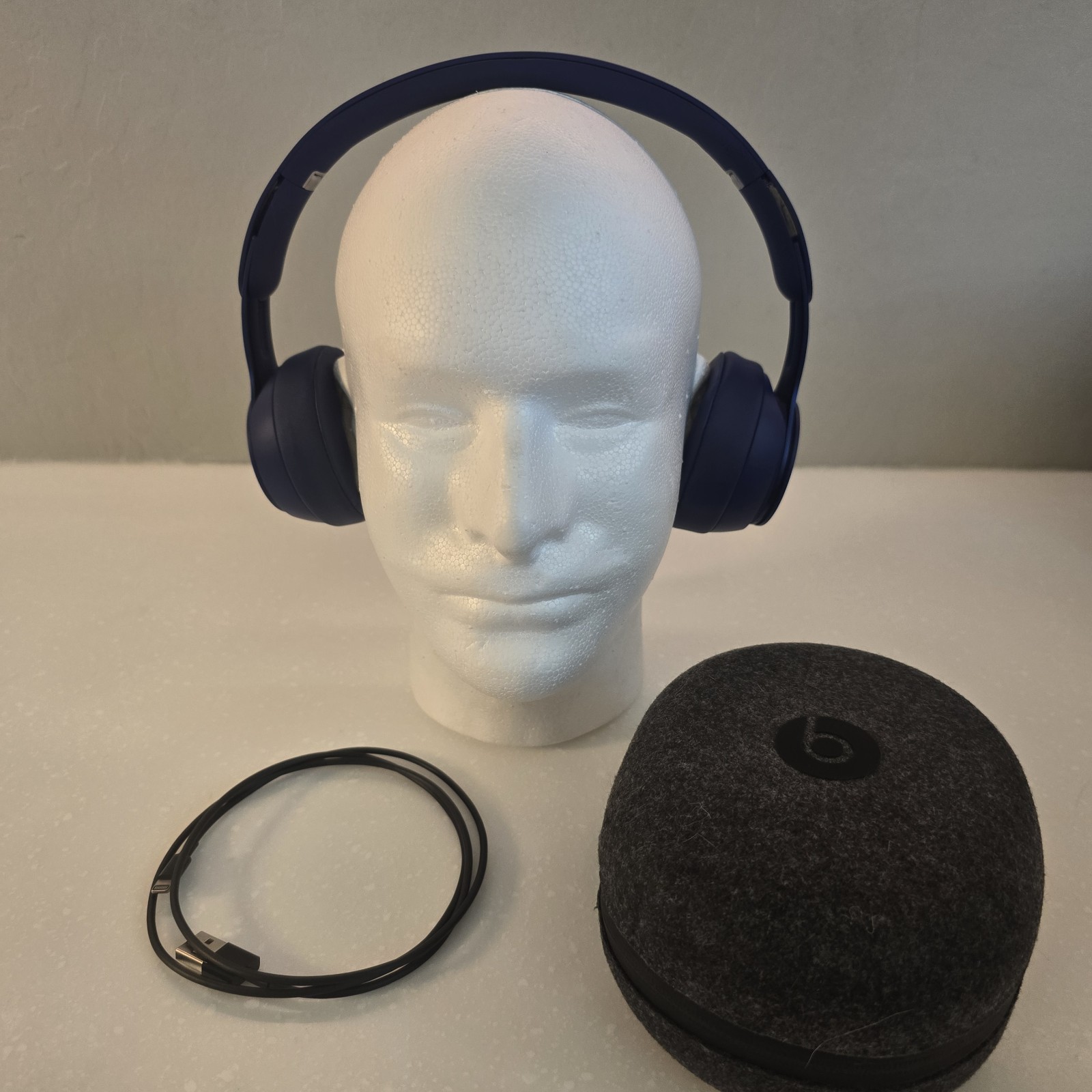 Beats Studio Pro Wireless Noise Cancelling Headphones – Dark Blue / Navy A1881
