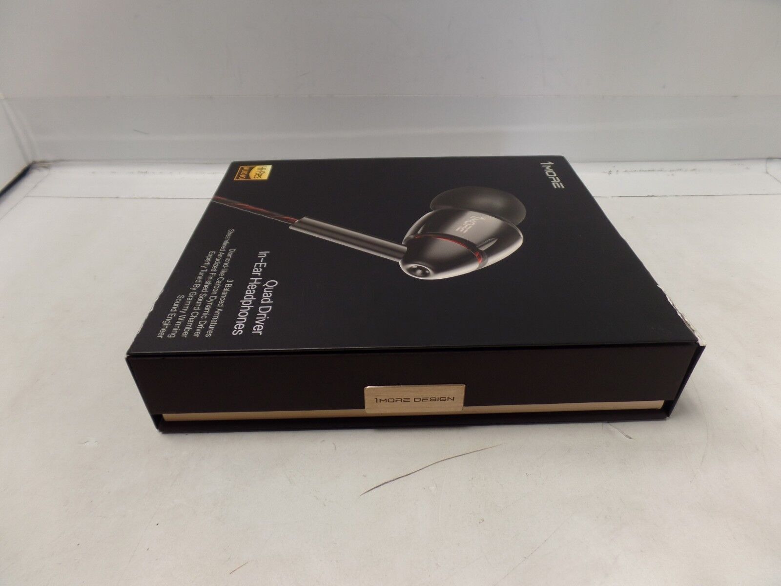 1MORE E1010 Quad Driver in-Ear Earphones Headphones EMPTY BOX WITH ACCESSORIES