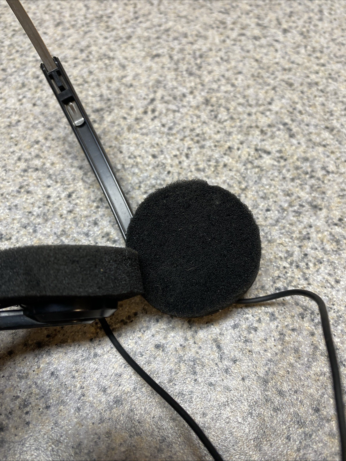 Sony MDR-010 Walkman Headphones— TESTED & WORK GREAT!
