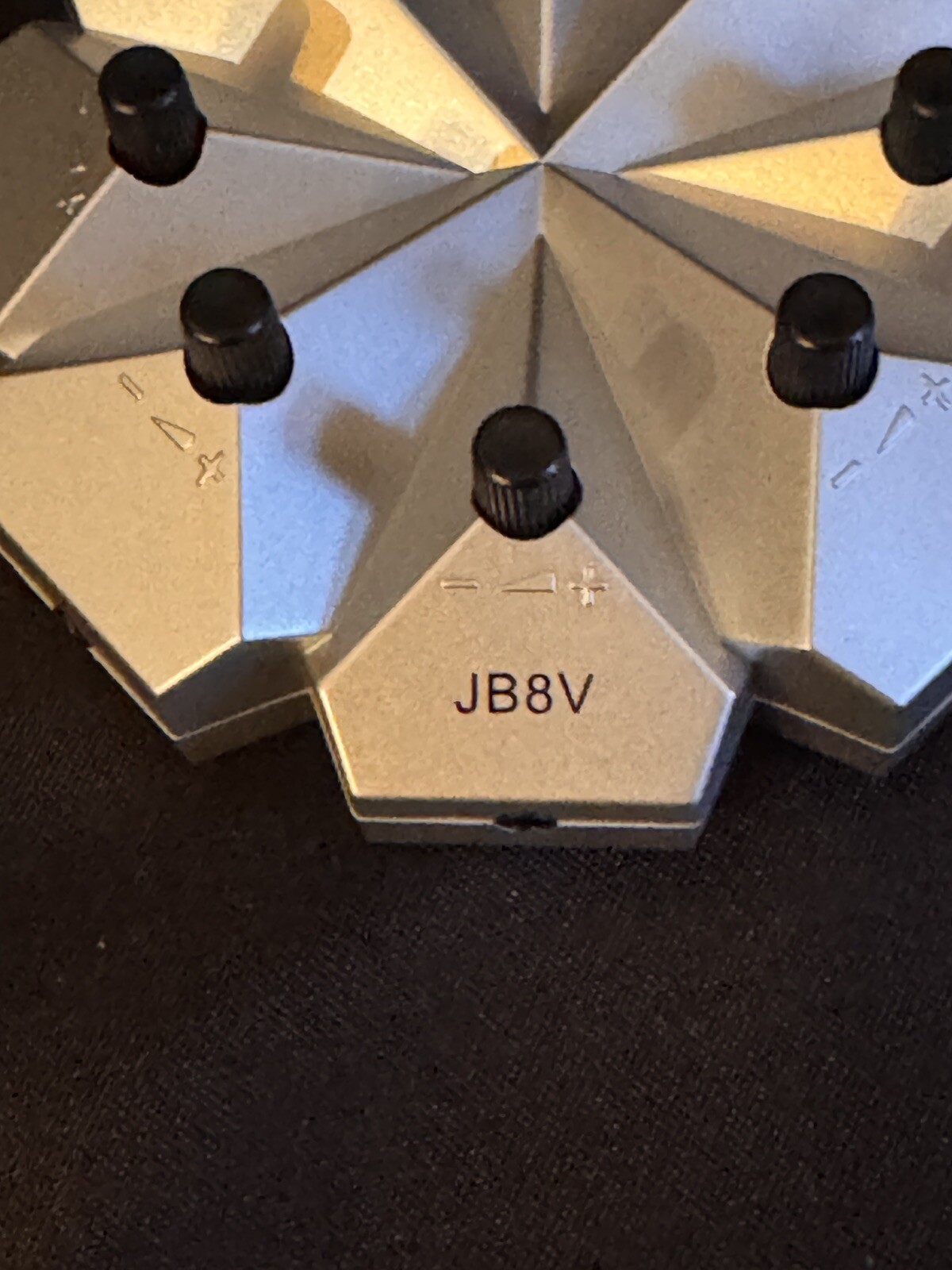 Hamilton Buhl Jack Box JB8V 3.5mm Stereo Headphone 8 Ports Heavy Duty