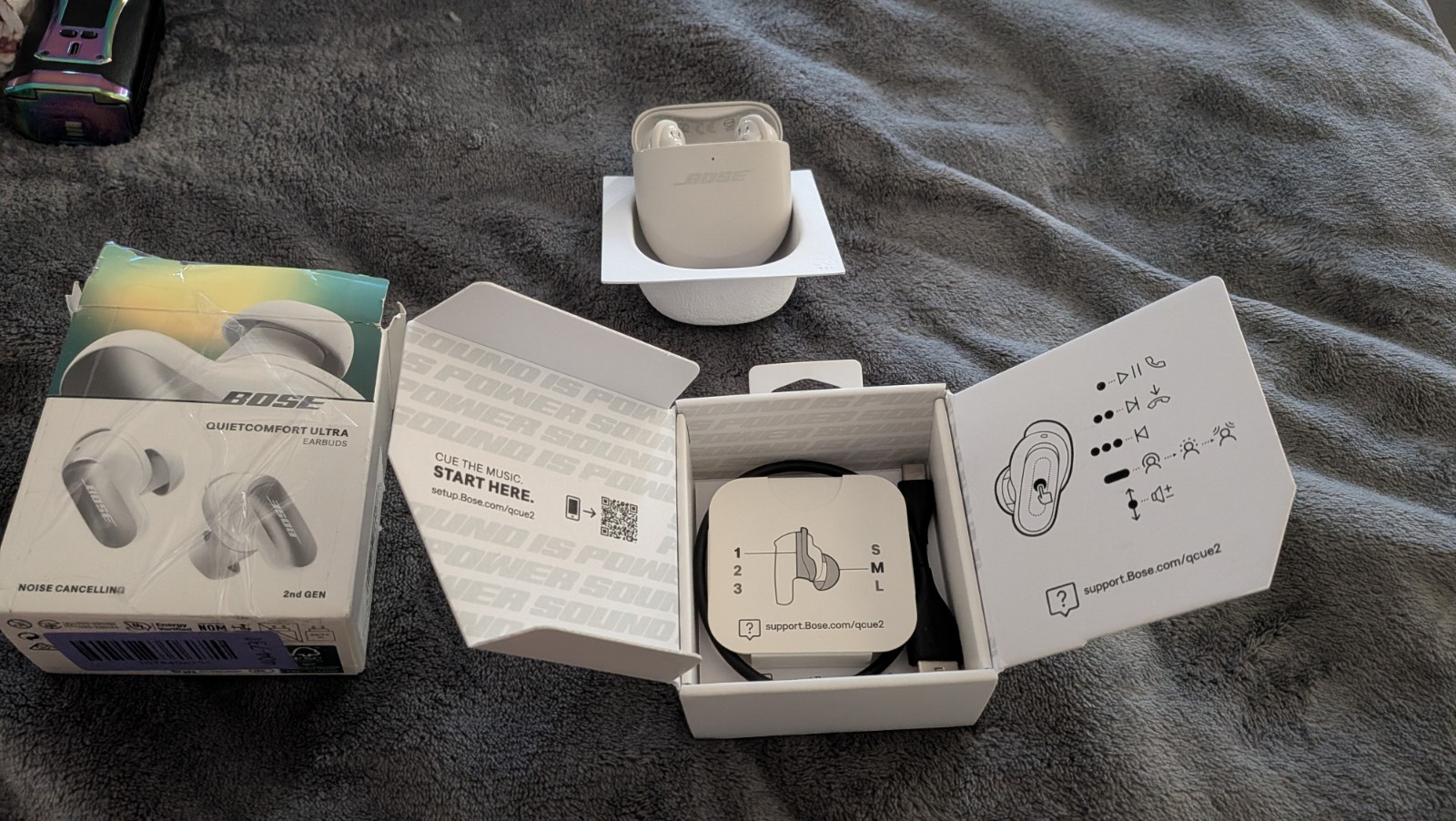 New Bose QuietComfort Ultra Earbuds 2nd Gen White