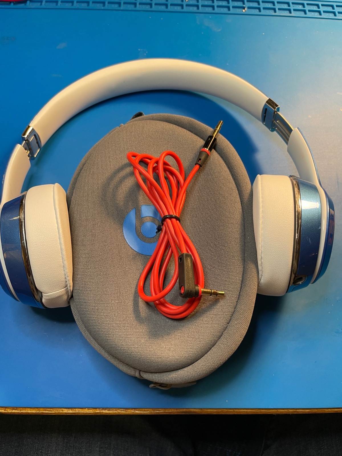 Beats Solo Wired On-Ear Headphones, Blue/White, Tested – Working