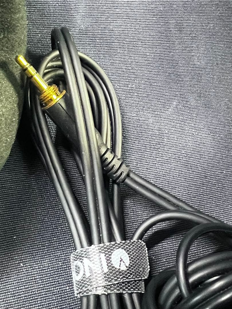 Audio-Technica ATH-R70x Open Back Reference Monitor Headphones 470 ohm R70x
