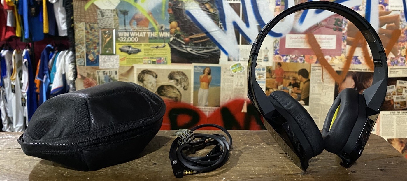 Monster Diesel Over Ear Headphones VEKTR Black Foldable Storage Case Included