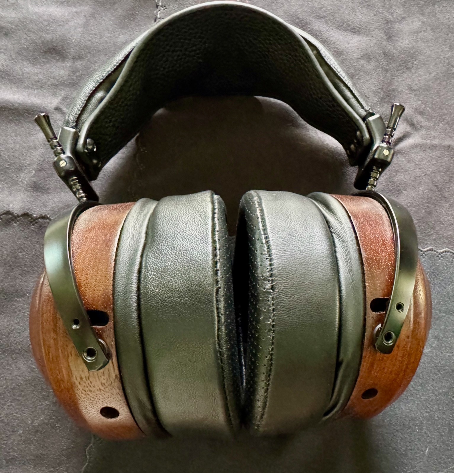 ZMF Ori 3.0 with ZMF Pro XLR Copper, stock 6.35mm, case; has chassis blemishes