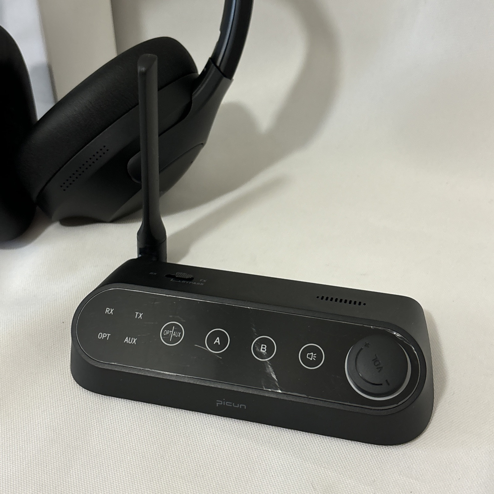 UTV-01 Wireless Headphones for TV Watching, TV Headphones Wireless for Seniors