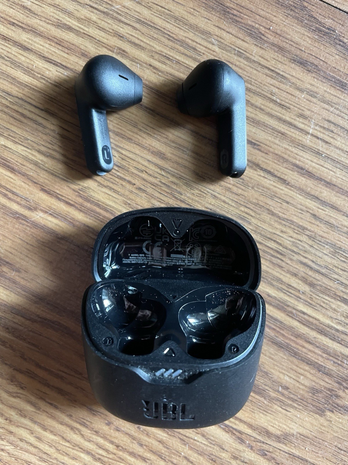 JBL Tune Bluetooth Ear Buds