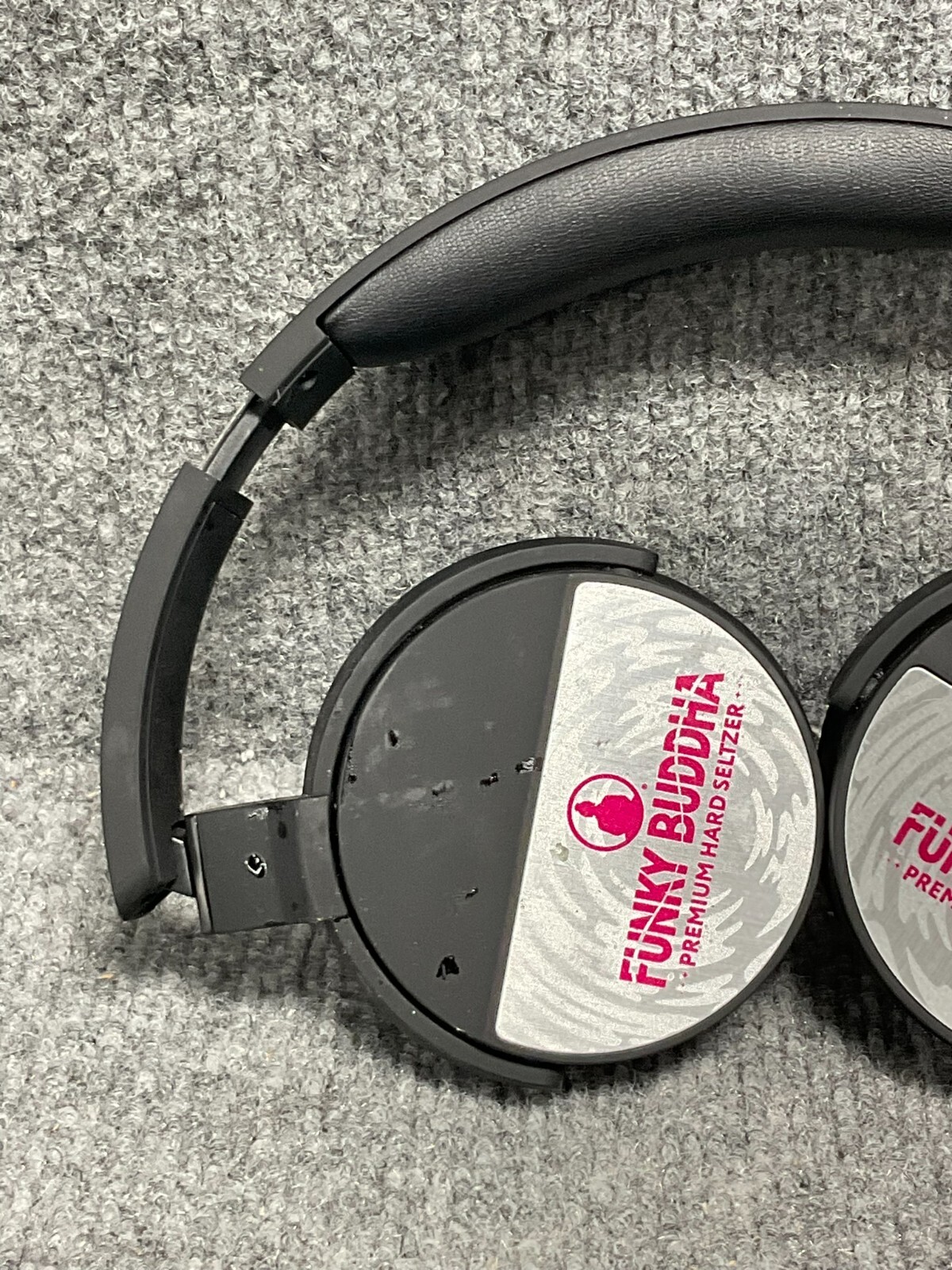 Funky Buddha Headphones Over-Ear Seltzer Edition Without Cable