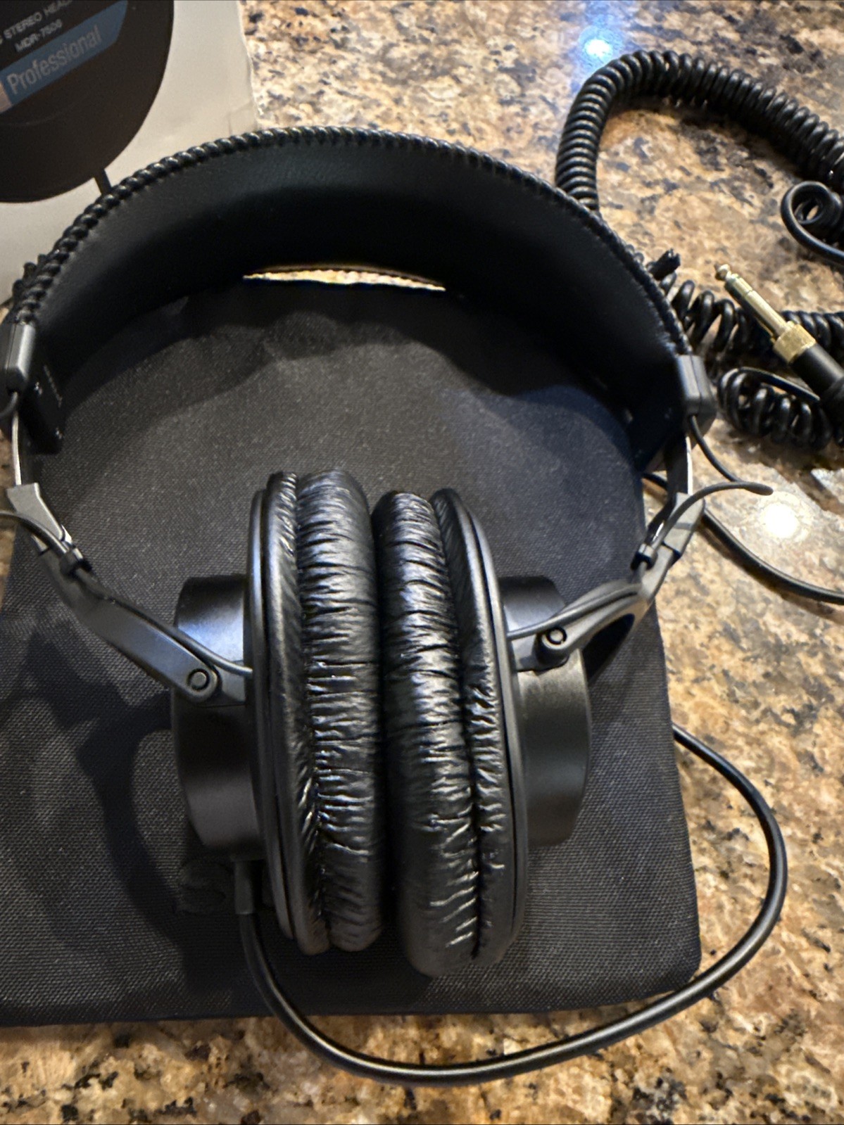 SONY MDR-7506 Stereo Headphones 3.5mm 230g Closed Dynamic Wired