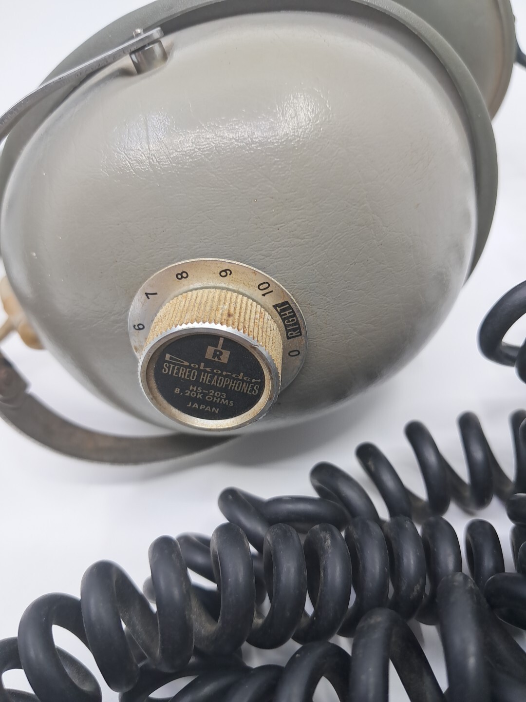Dokorder HS-203 Studio Monitor Headphone Vintage Retro hi-fi Audio 8-16/20k Ohms