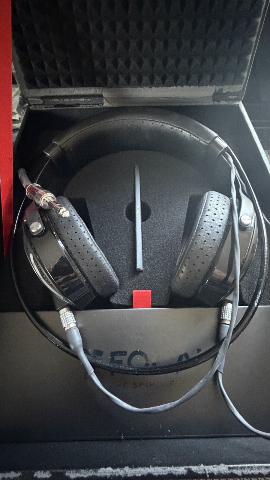 Focal Utopia Black Over-Ear Wired Headphones w/ Case, 5ft Cable 3.5/6.35