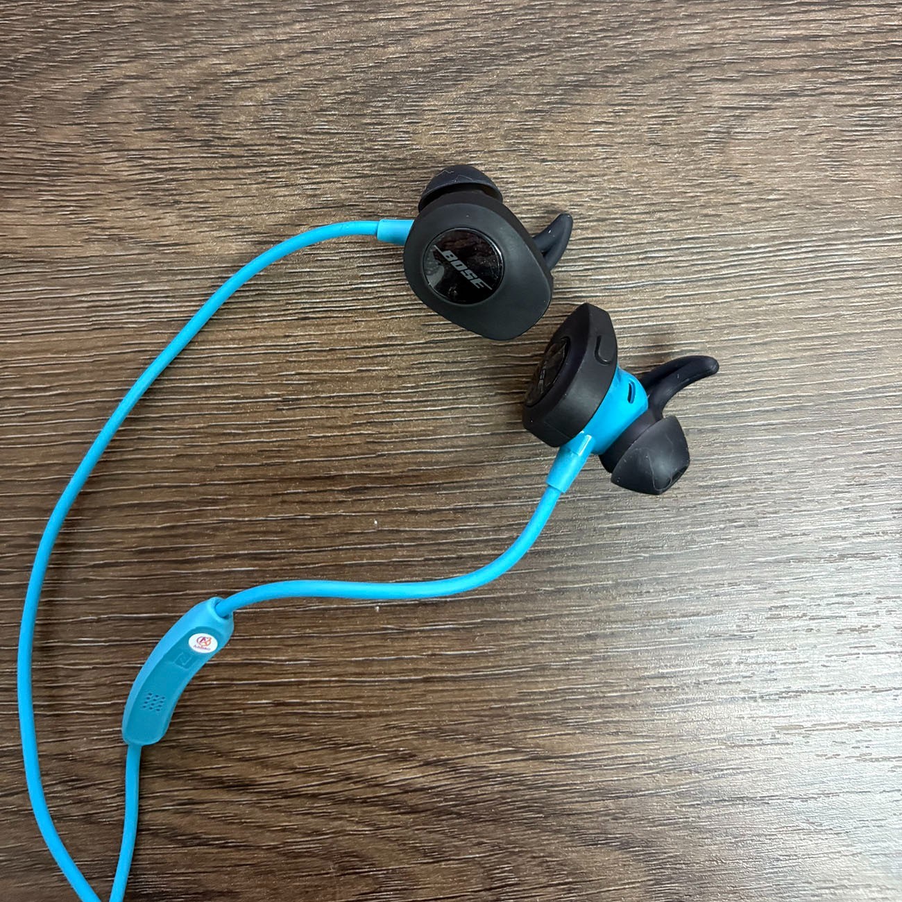 Bose Soundsport In-Ear Headphones Wireless Bluetooth Earbuds For Sports – Blue