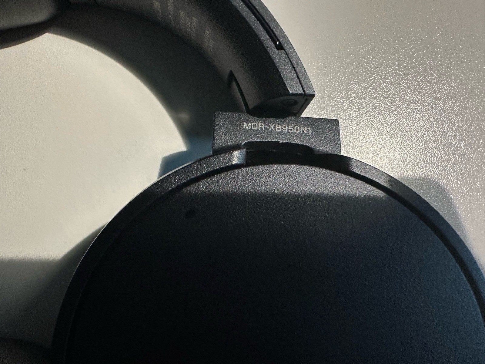 Sony MDR-XB950N1 Wireless Noise Canceling Extra Bass Over-Ear Headphones Black