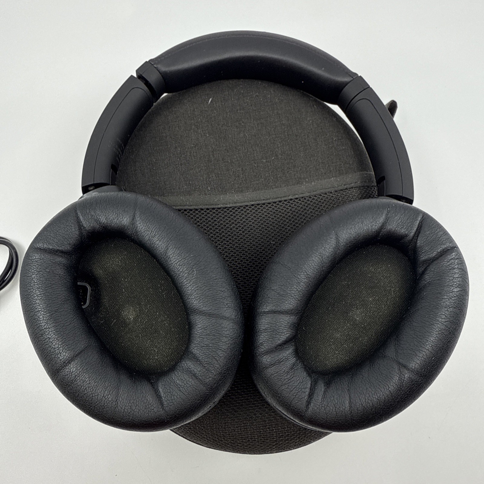 Sony WH-1000XM4 Wireless Noise-Cancelling Over-Ear Headphone Black *Excellent*