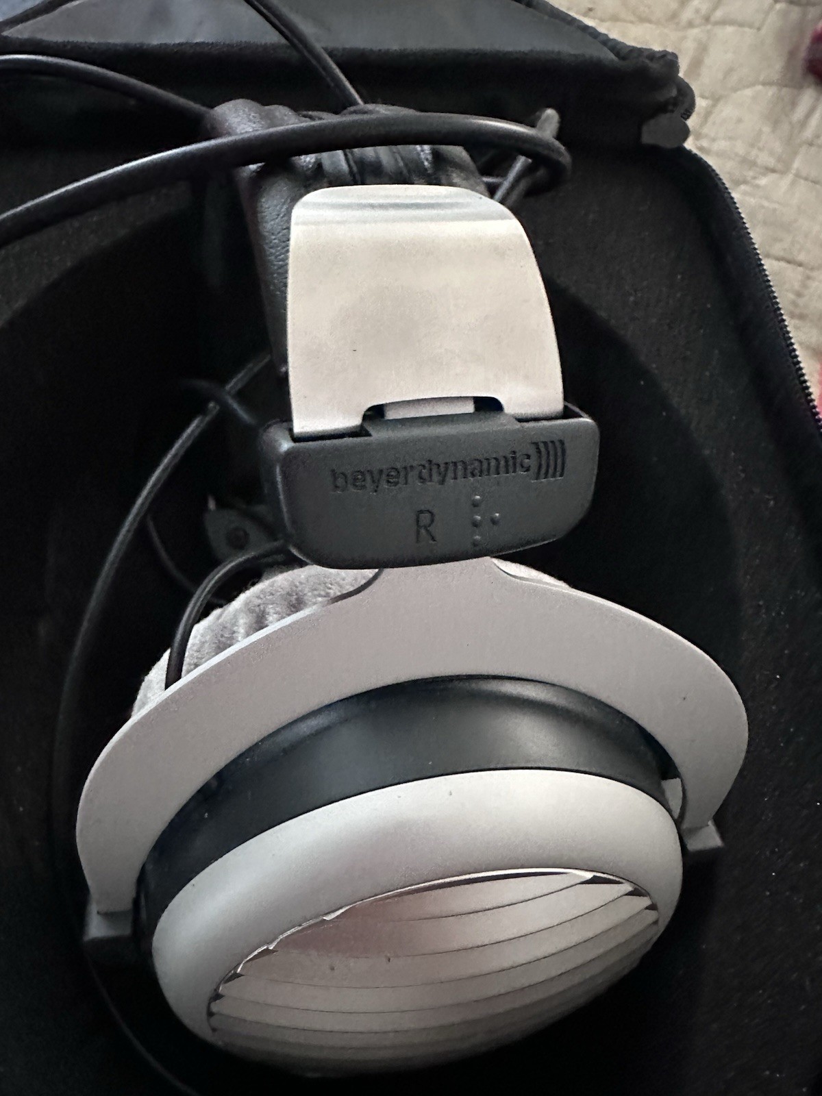 Beyer Dynamics DT 990 Over Ear Studio Headphones Made in Germany 🇩🇪