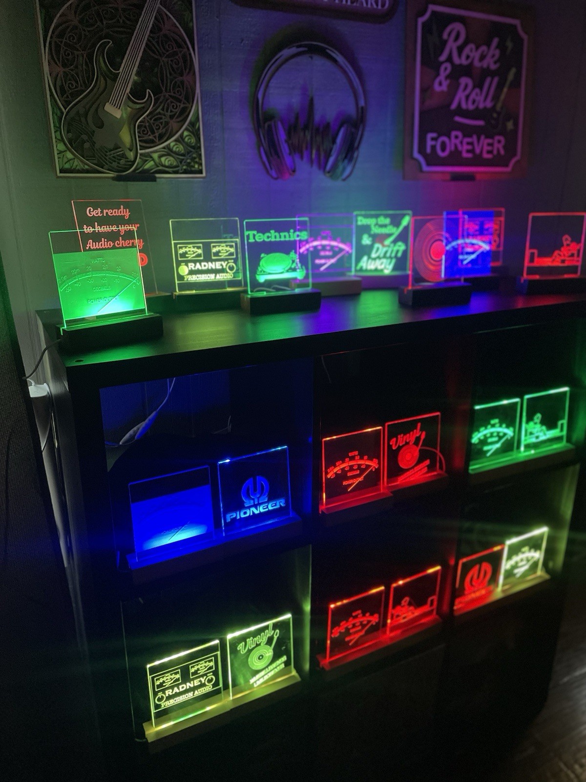 New – FINAL AUDIO LED Sign
