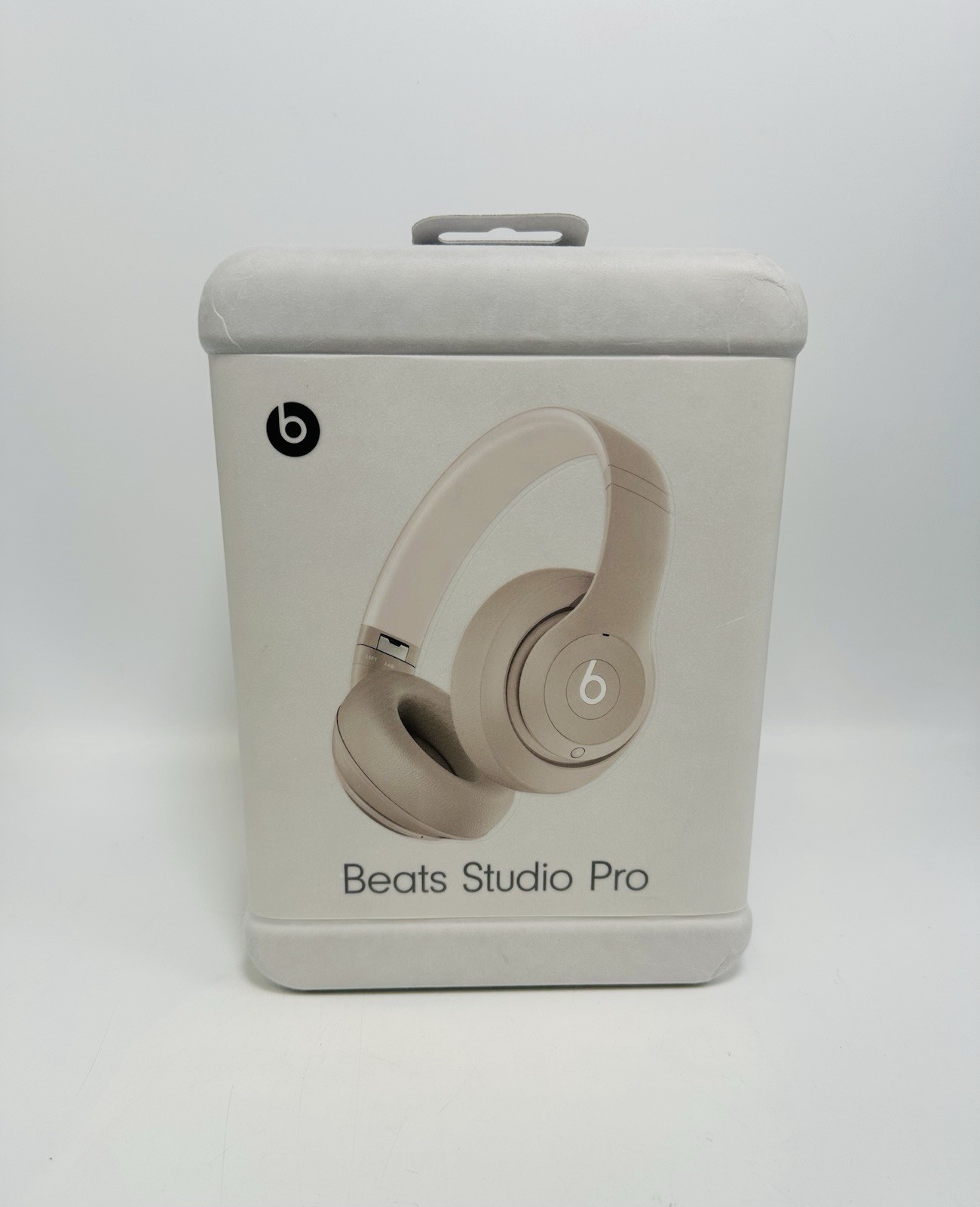 Beats Studio Pro – Premium Wireless Headphones – Sandstone *SEALED*
