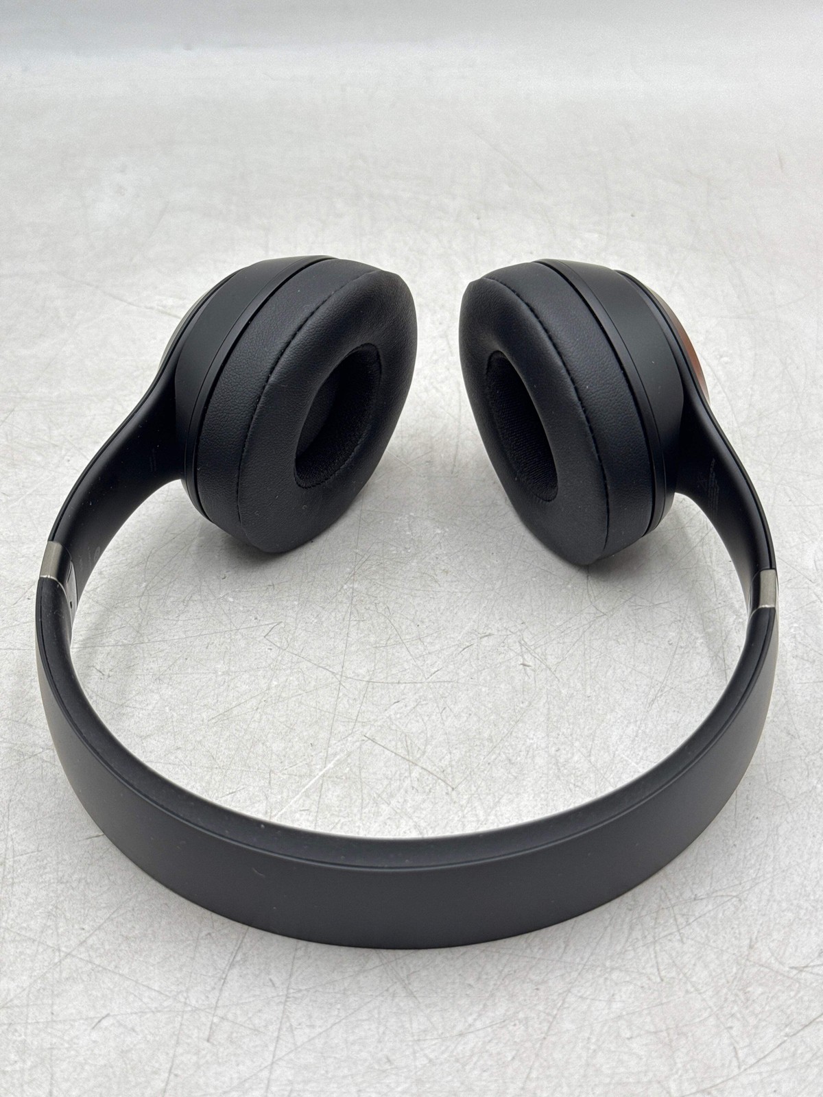 Beats Solo 4 Wireless On-Ear Headphones Black – Open Box