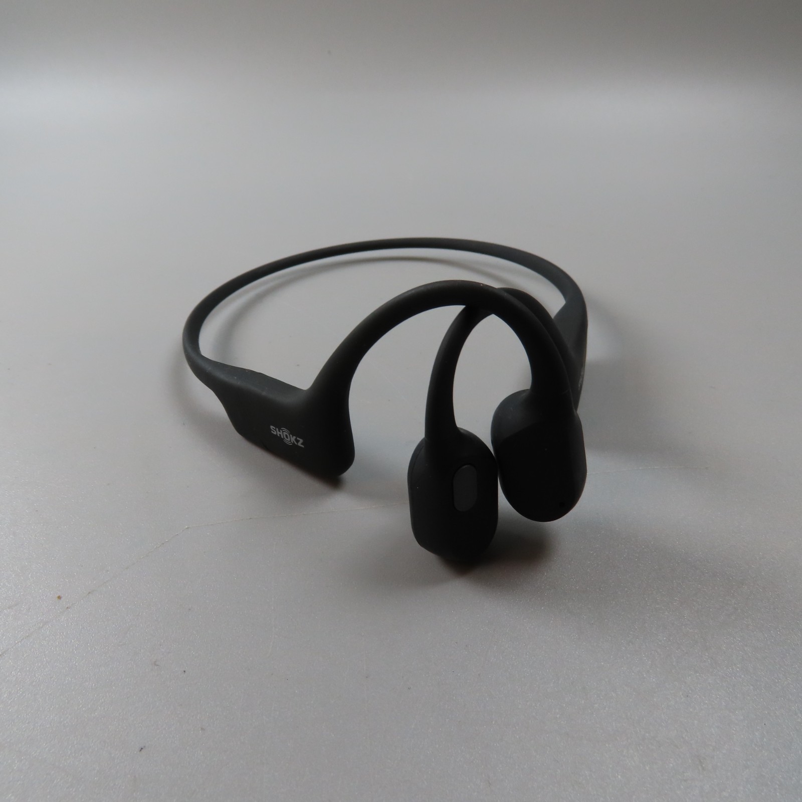 Shokz – OpenRun Wireless Bone Conduction Bluetooth Endurance Headphones S803
