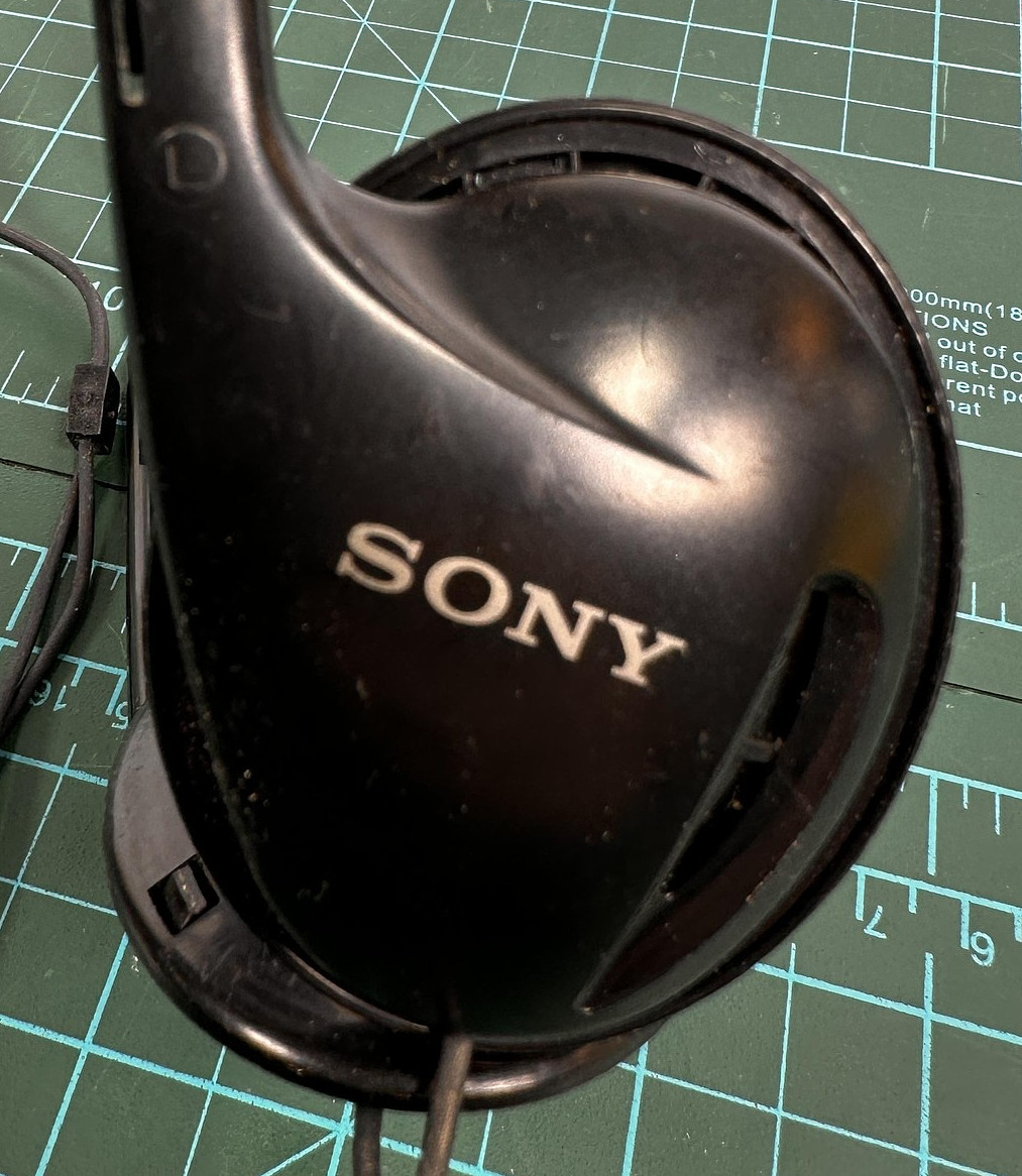 Vintage Sony MDR-023 Wired On-Ear Headphones Black 3.5mm Walkman Retro Stereo