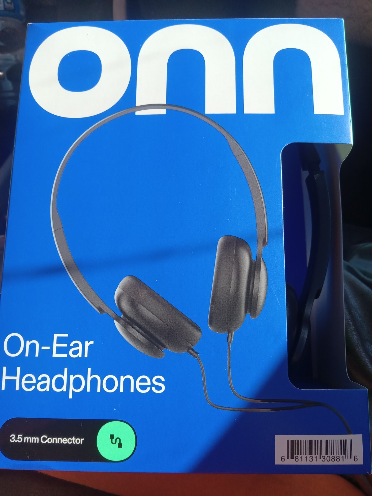 ONN On-Ear Headphones with 3.5mm Jack Adjustable headband *BRAND NEW*