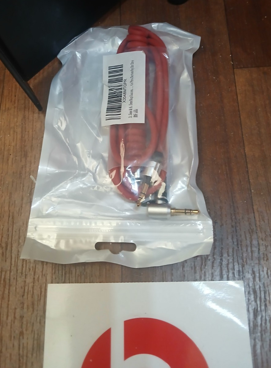 Discontinued Beats Pro by Dr. Dre ” Lil Wayne Red ” Studio Headphones (Rare)