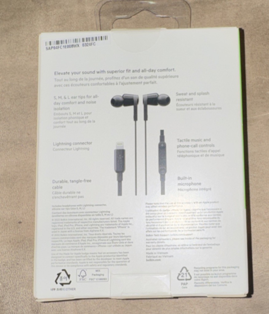 Belkin SOUNDFORM In-Ear Headphones Lightning Connector Black Sweat Resistant Mic