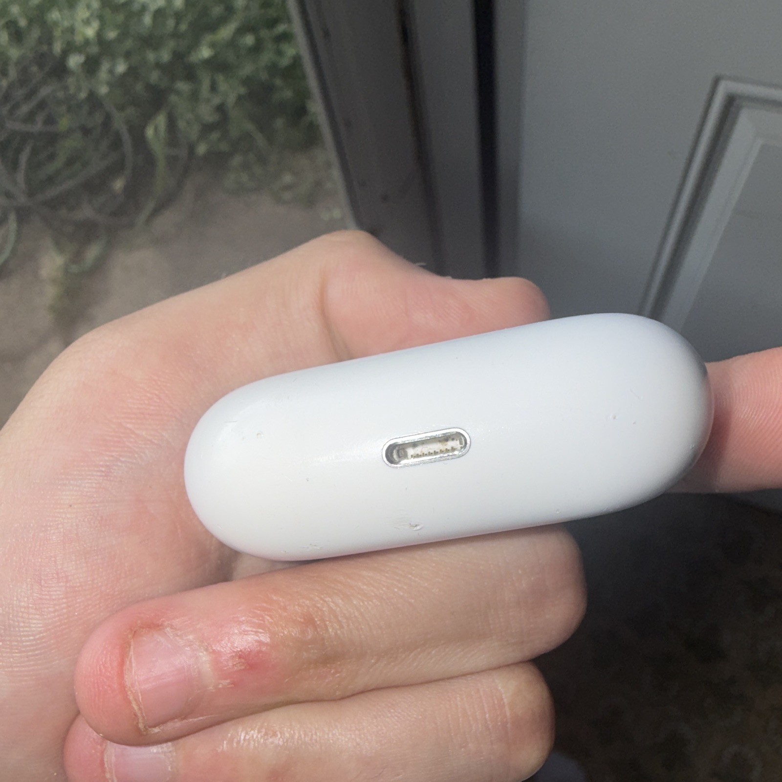 Apple AirPods Pro In-Ear Wireless Bluetooth Earbuds w/ Charging Case, White