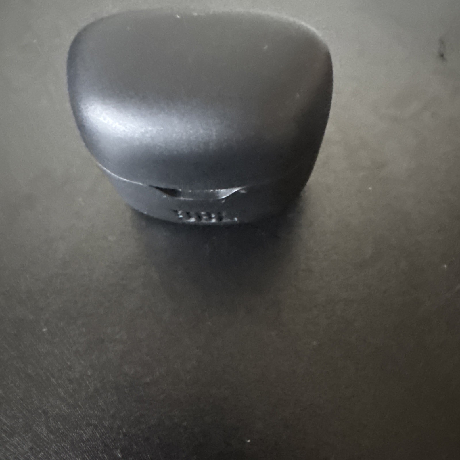 JBL Tune Flex Wireless Ear Buds. Comes With Charger, Earbud Sizes, And Case