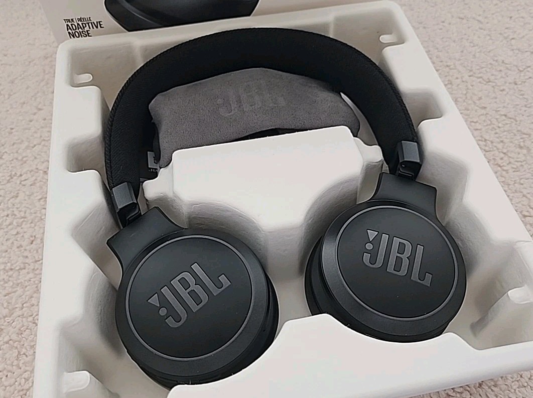 LIKENEW JBL by Harman Live 675NC Wireless True Adaptive Noise Cancelling